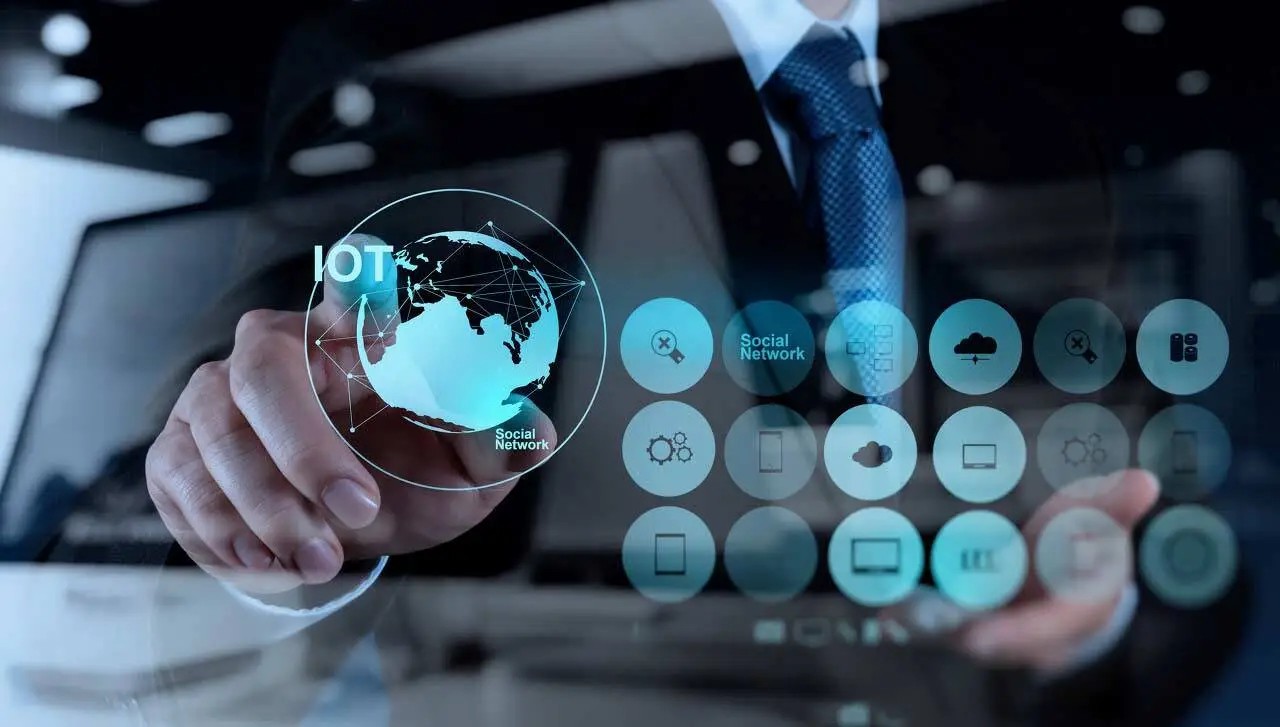 在本地部署智能客服质检系统有哪些优势？如何保证系统安全性呢？